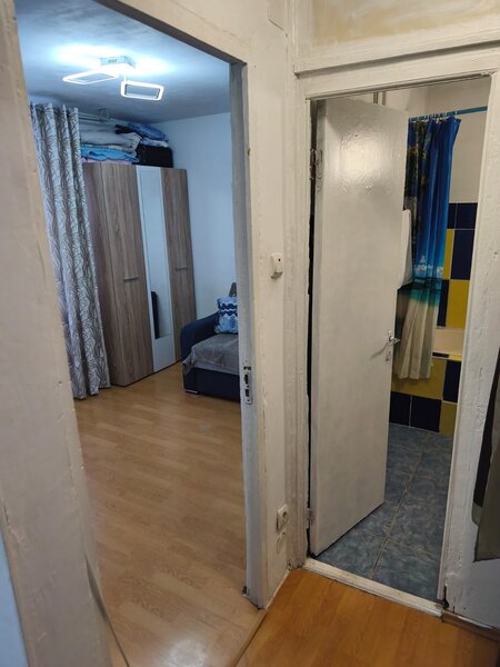 Berceni, Uioara, 2 camere,